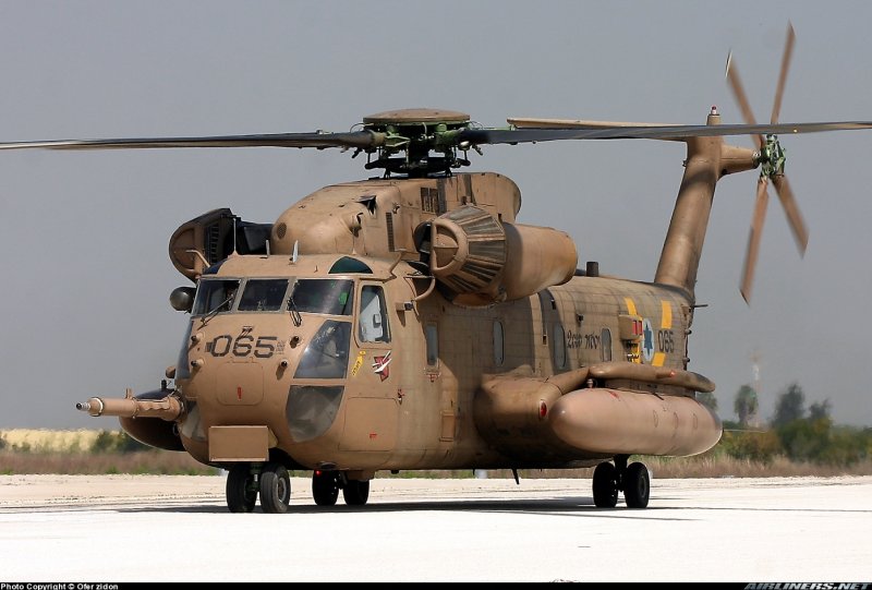 Israel_CH53D_chopper_S.jpg