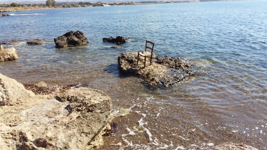 fishermans chair. (900 x 506).jpg