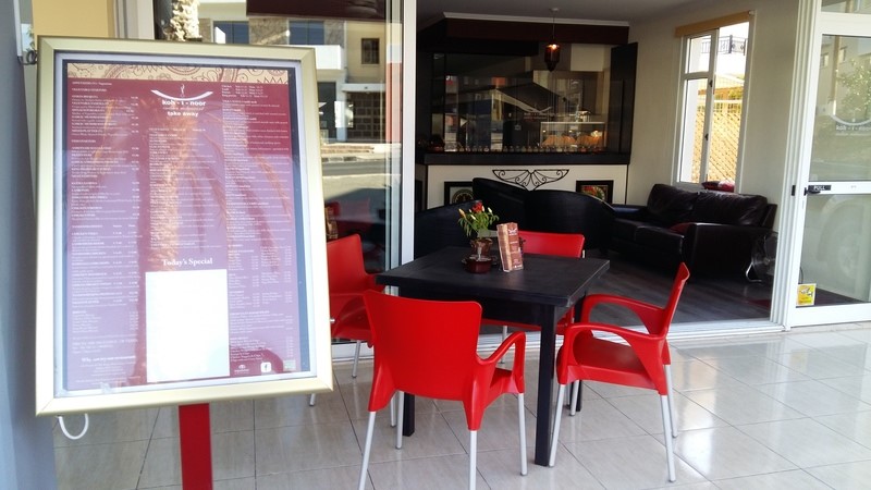 Budges take away in Kissonerga (800 x 450).jpg