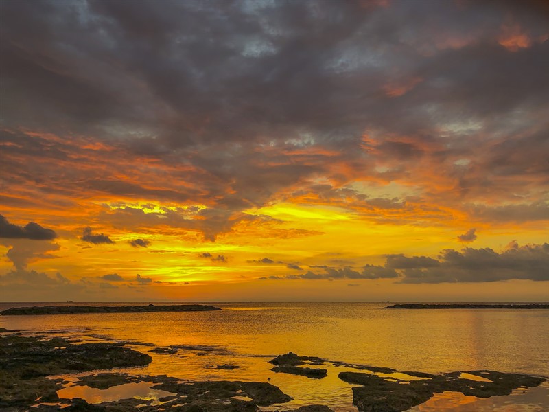 sunset (800 x 600).jpg