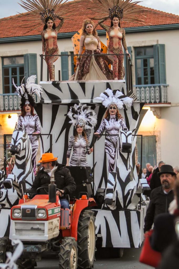 Carnival Queen Entrance Pic 3.jpg