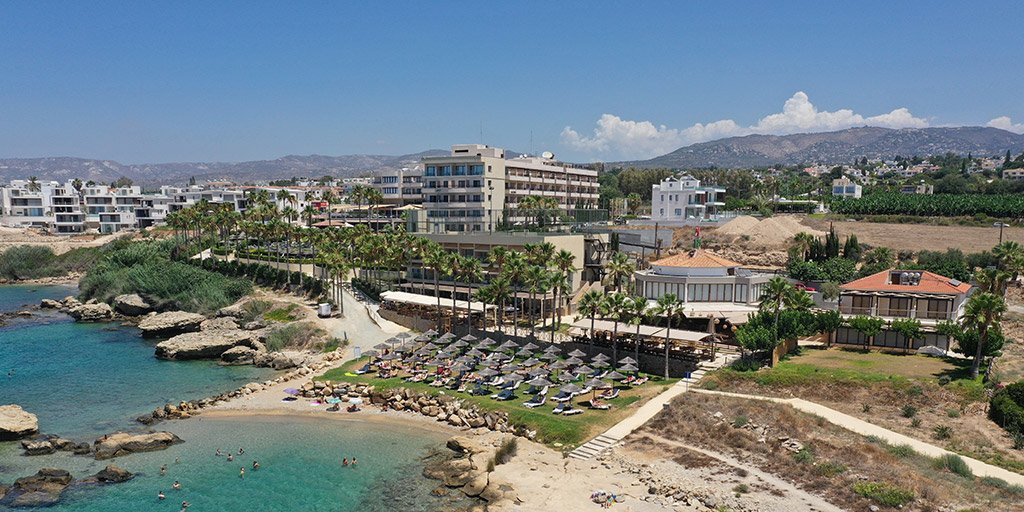 vardas-beach-area_masthead.jpg