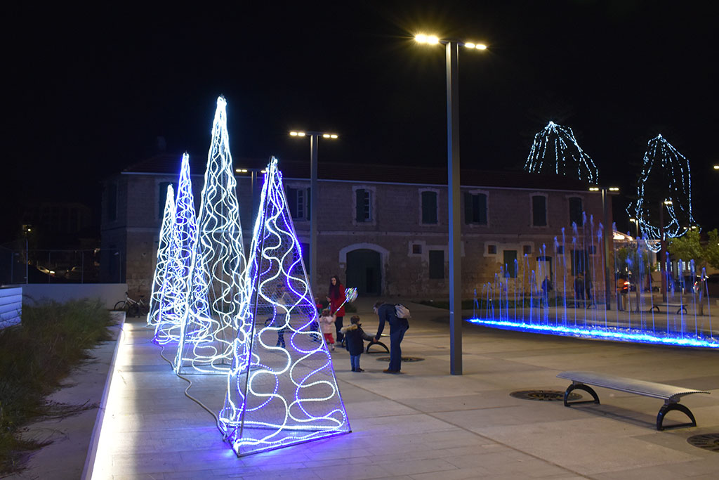 Christmas-lights-2019 11 christmas-lights-2019_11