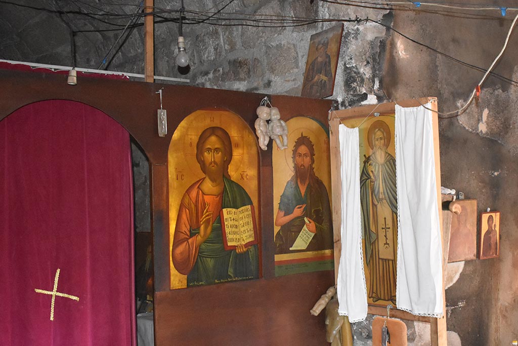 the-cats-of-st-theodosius_11
