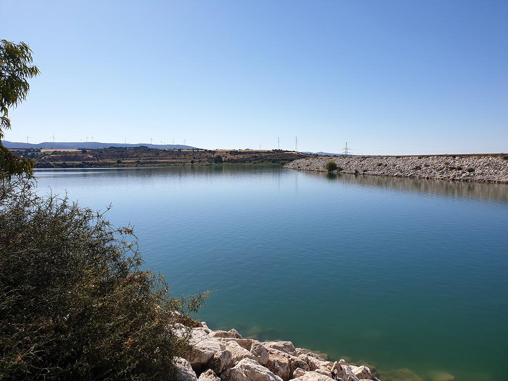 Asprokremmos-dam-looking-good 02 asprokremmos-dam-looking-good_02