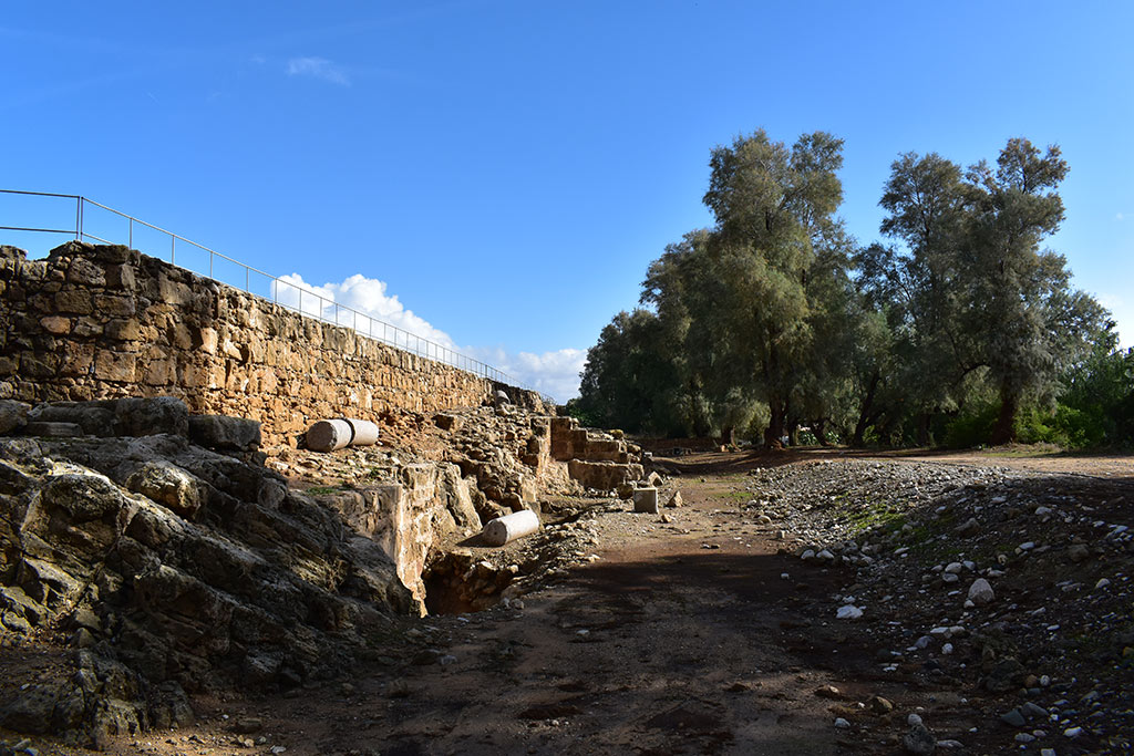 From-toumpallos-to-saranta-kolones 50 from-toumpallos-to-saranta-kolones_50