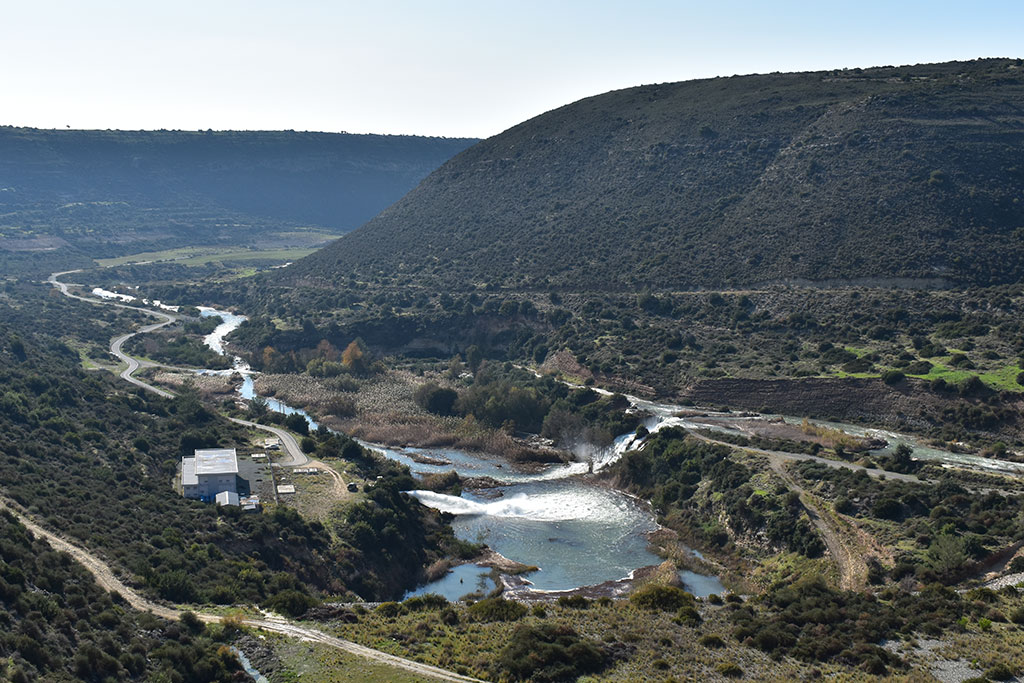 Kouris-dam-overflows 11 kouris-dam-overflows_11