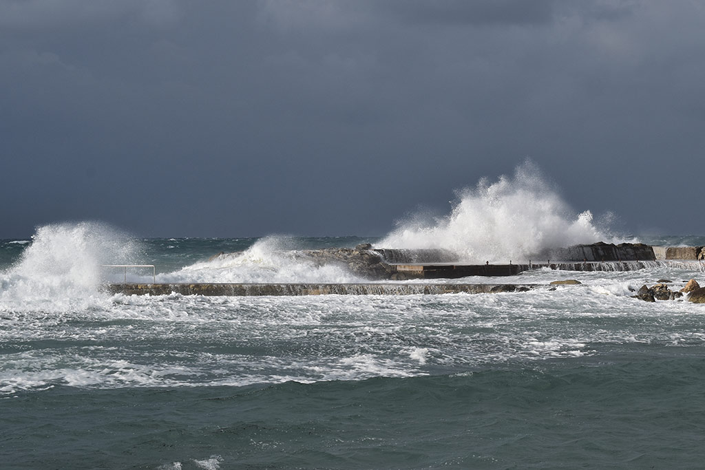 more-stormy-seas_13