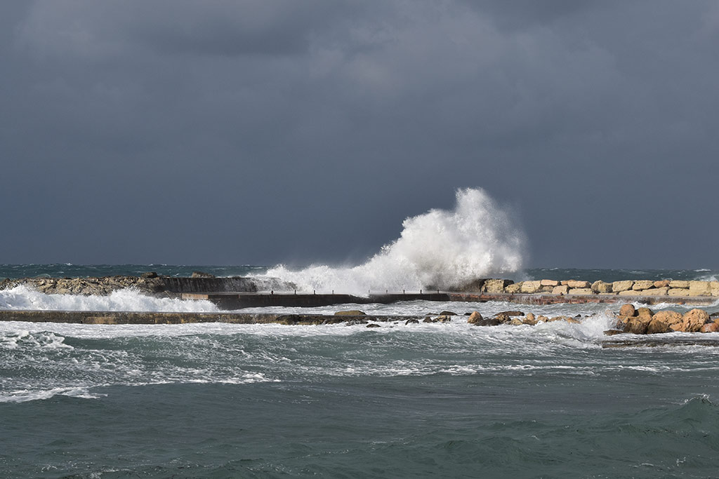 more-stormy-seas_14