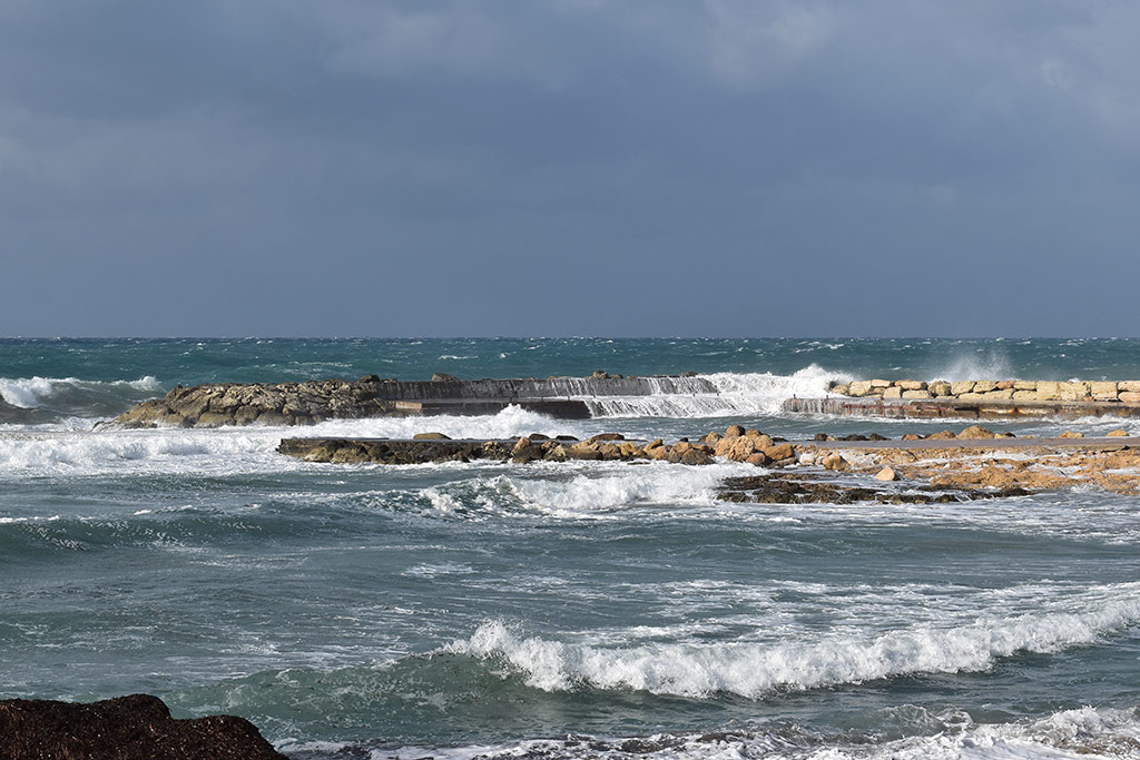 more-stormy-seas_15