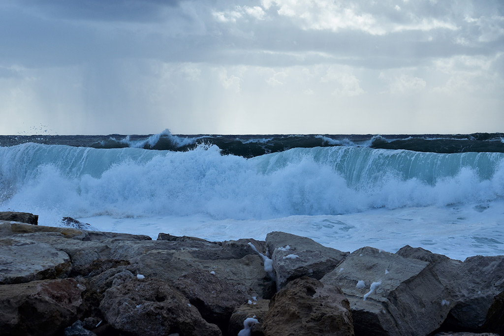stormy-seas_15