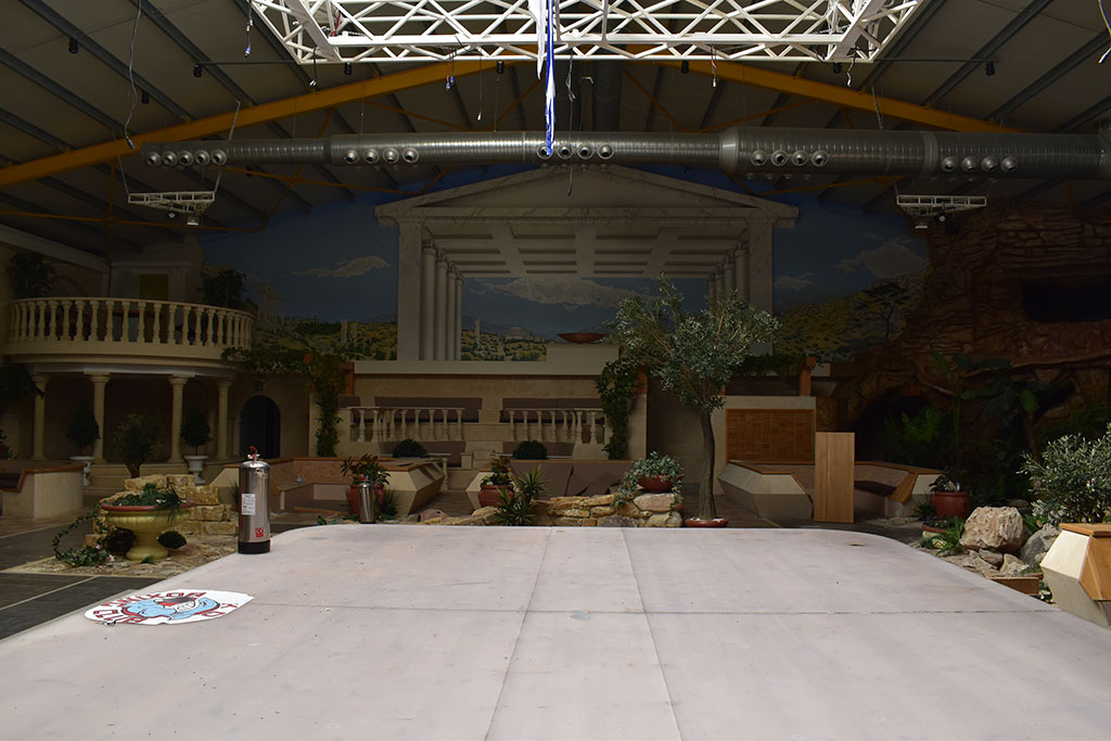 the-abandoned-health-spa_12