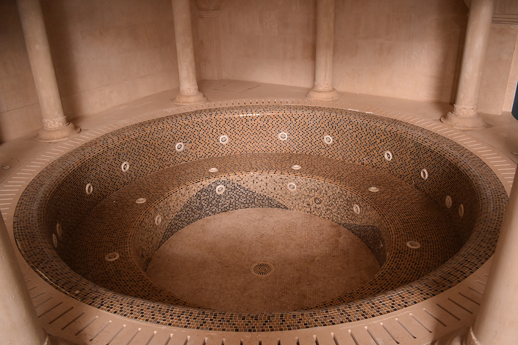 the-abandoned-health-spa_18