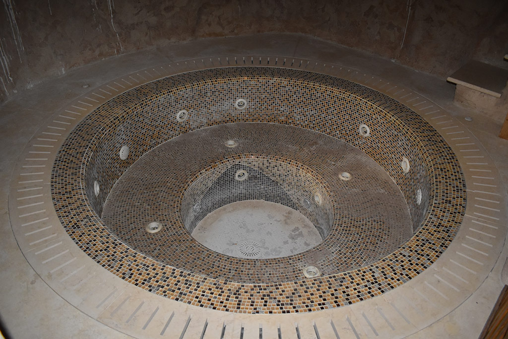 the-abandoned-health-spa_33