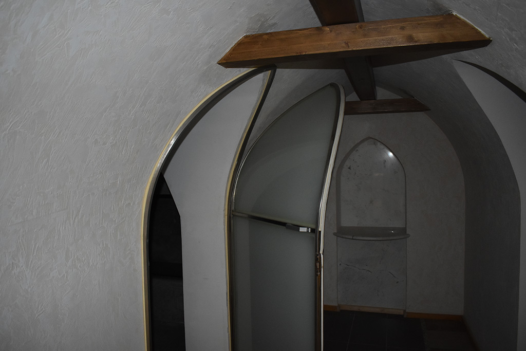 the-abandoned-health-spa_41