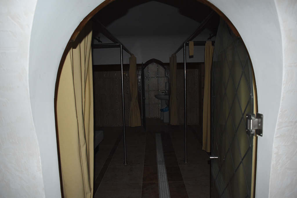 the-abandoned-health-spa_44