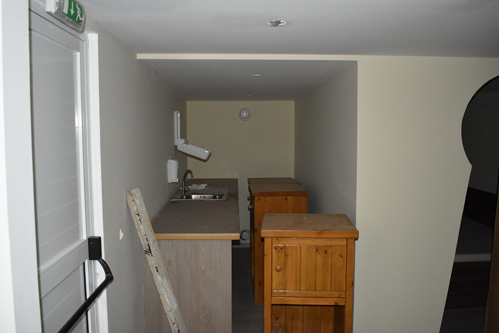 the-abandoned-health-spa_60