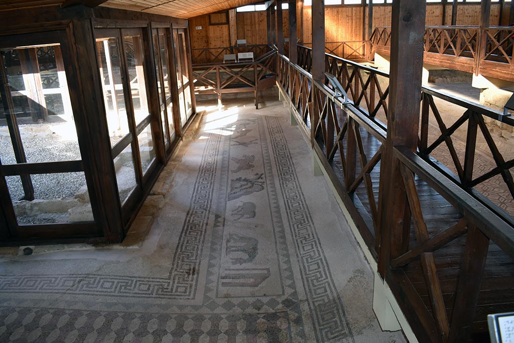 The-house-of-dionysus 19-10hunt the-house-of-dionysus_19-10hunt