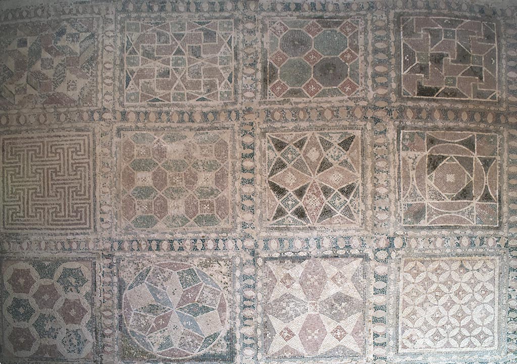 The-house-of-dionysus 27-m14-geometric the-house-of-dionysus_27-m14-geometric