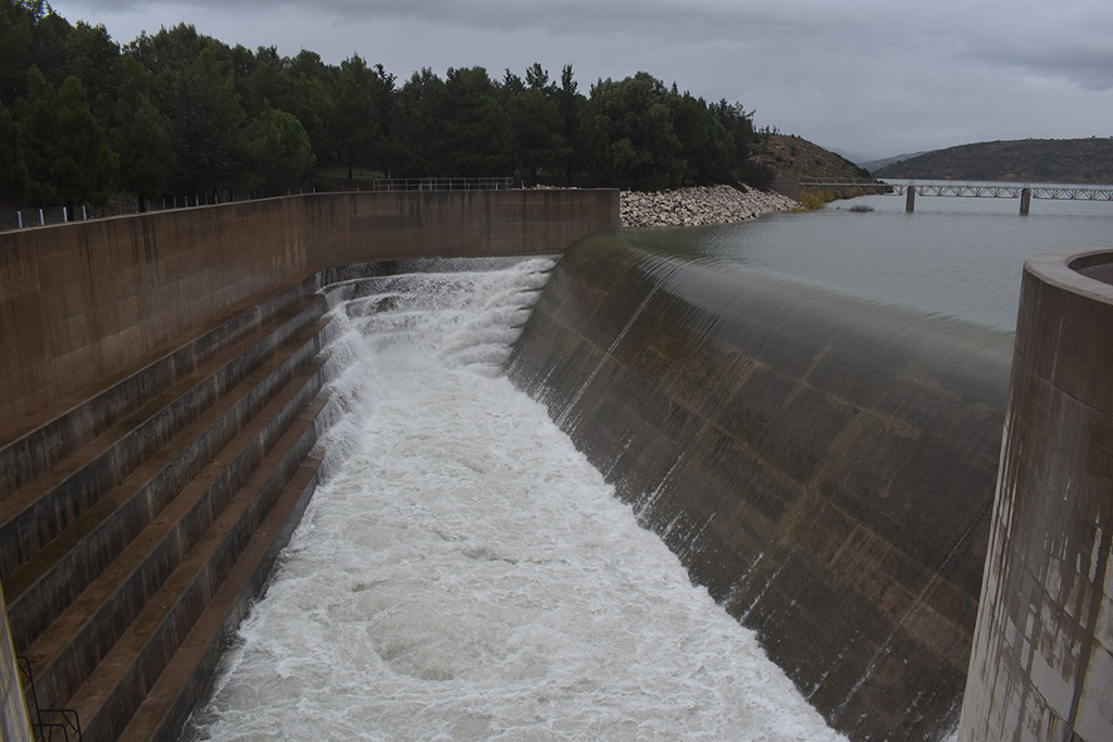 The-reservoirs-are-full 17 the-reservoirs-are-full_17