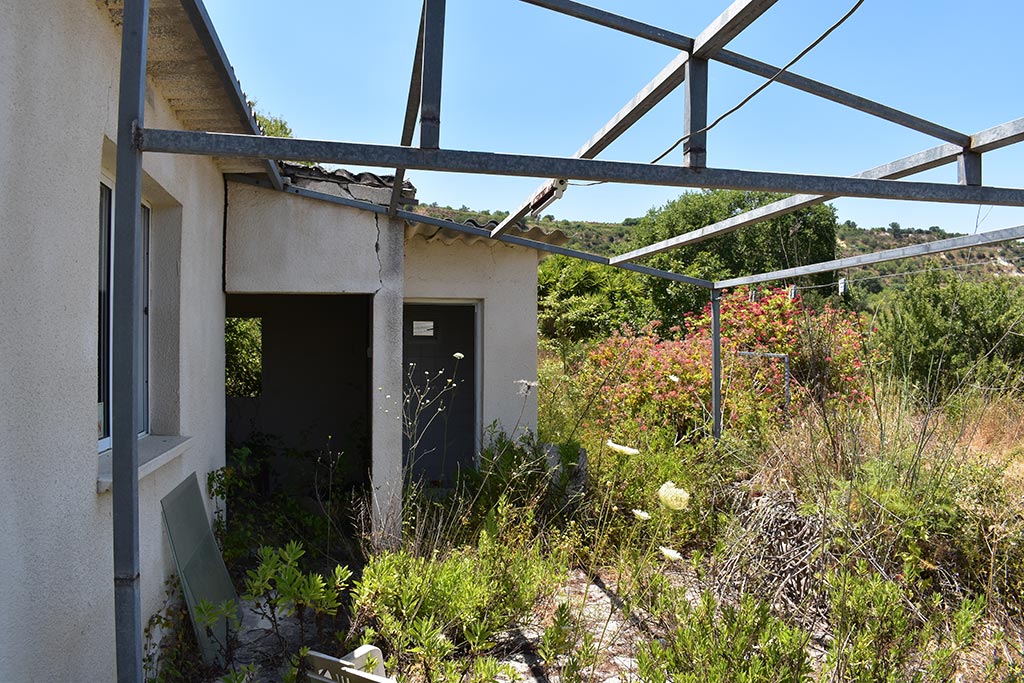 tsada-dog-kennels_13
