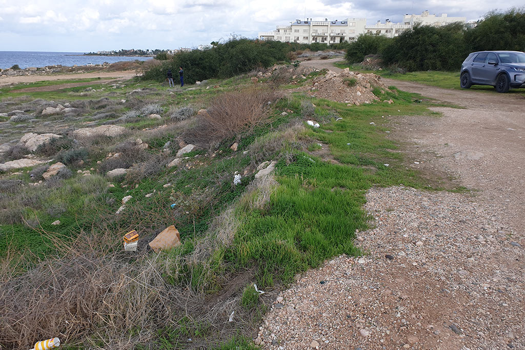 venus-beach-cleanup_03