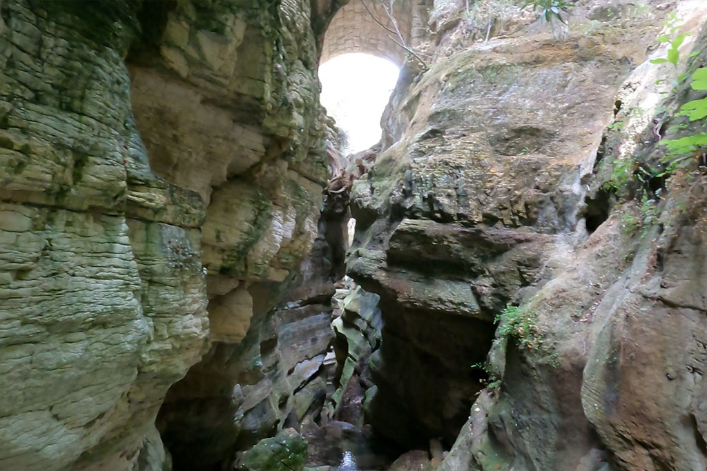 Martiri-gorge 14 martiri-gorge_14