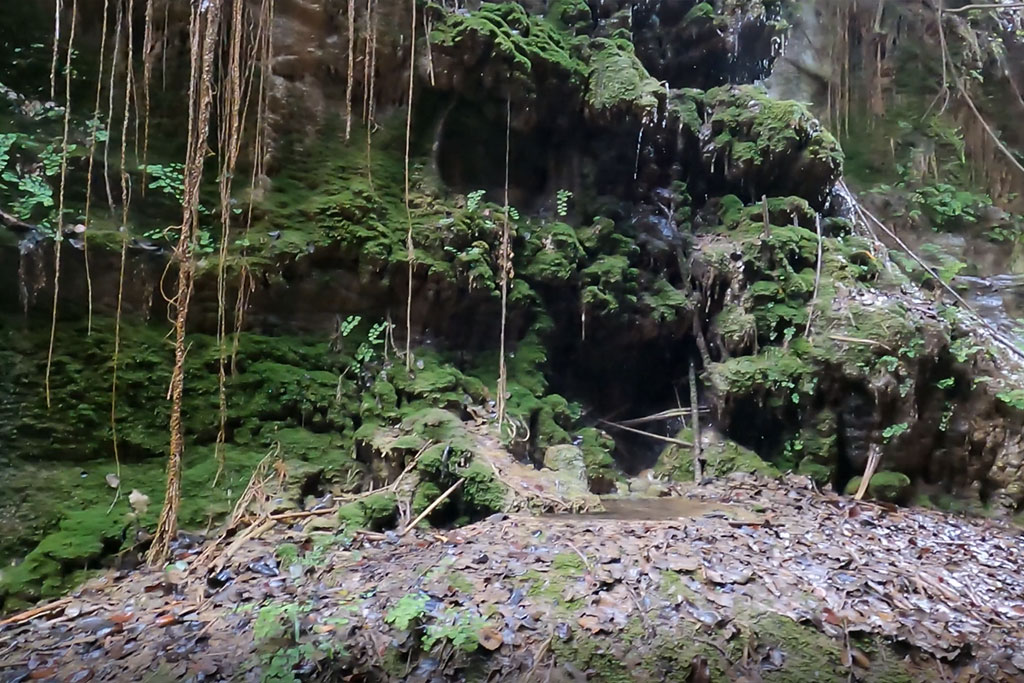 Martiri-gorge 16 martiri-gorge_16