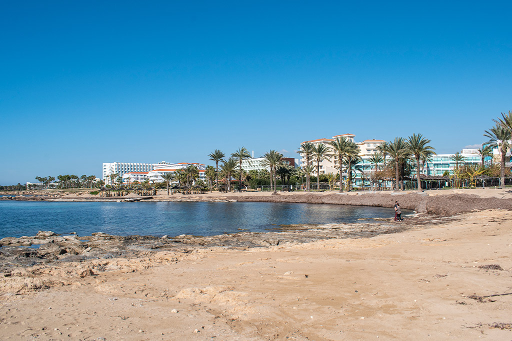 paphos-coast-during-lockdown_06