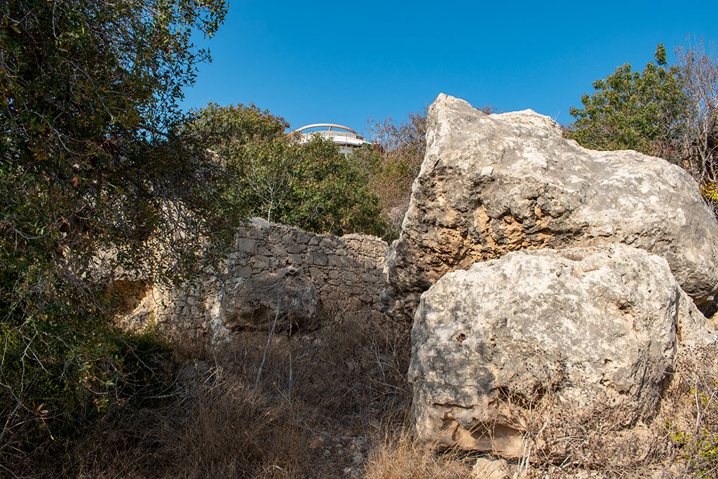 the-grey-cliffs-of-paphos-part-1_04