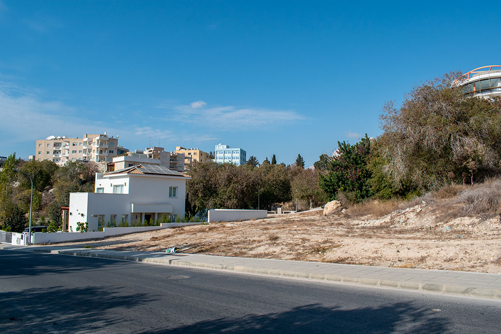 The-grey-cliffs-of-paphos-part-1 18 the-grey-cliffs-of-paphos-part-1_18