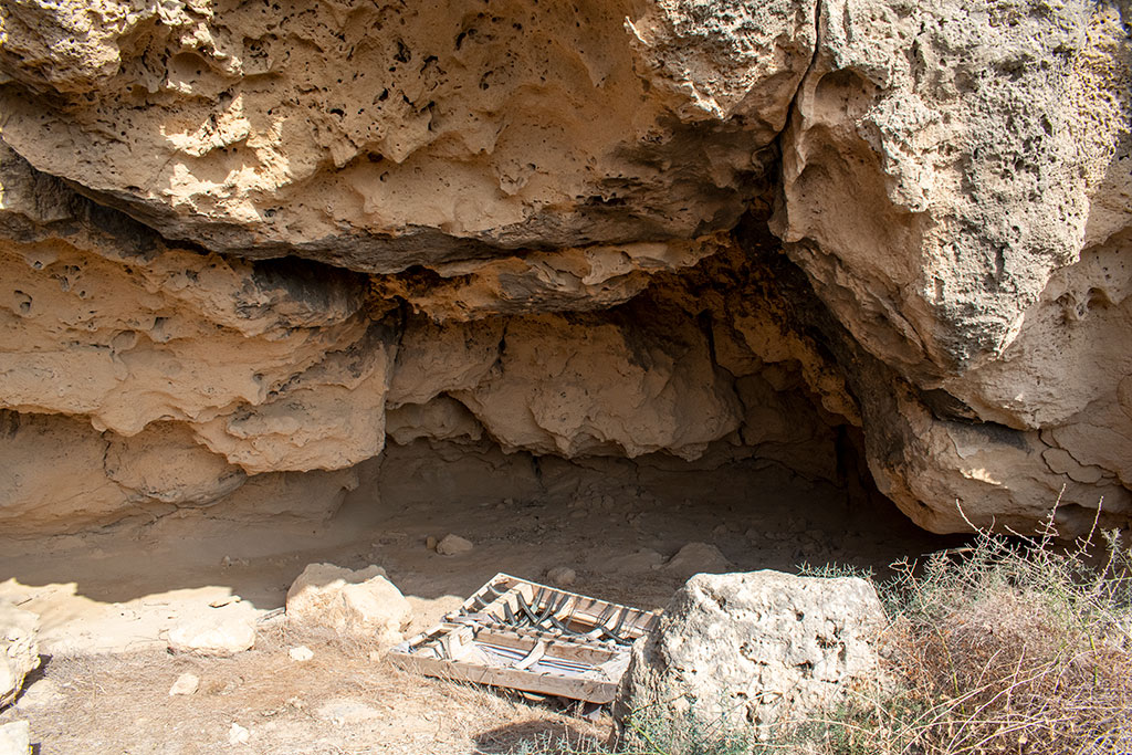 The-grey-cliffs-of-paphos-part-2 21 the-grey-cliffs-of-paphos-part-2_21