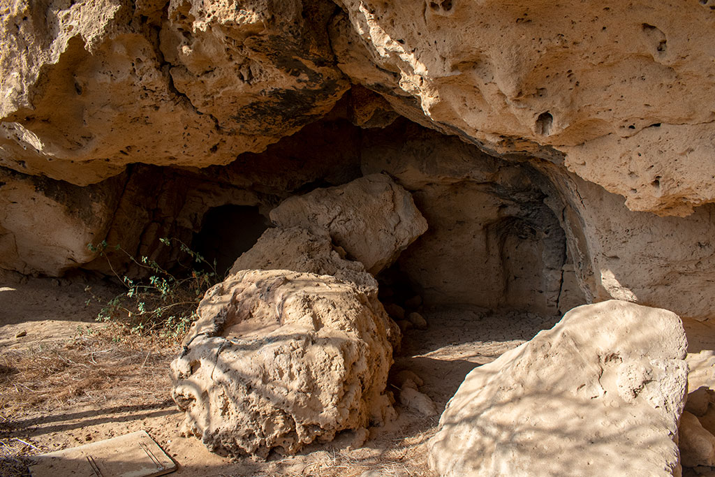 The-grey-cliffs-of-paphos-part-2 22 the-grey-cliffs-of-paphos-part-2_22