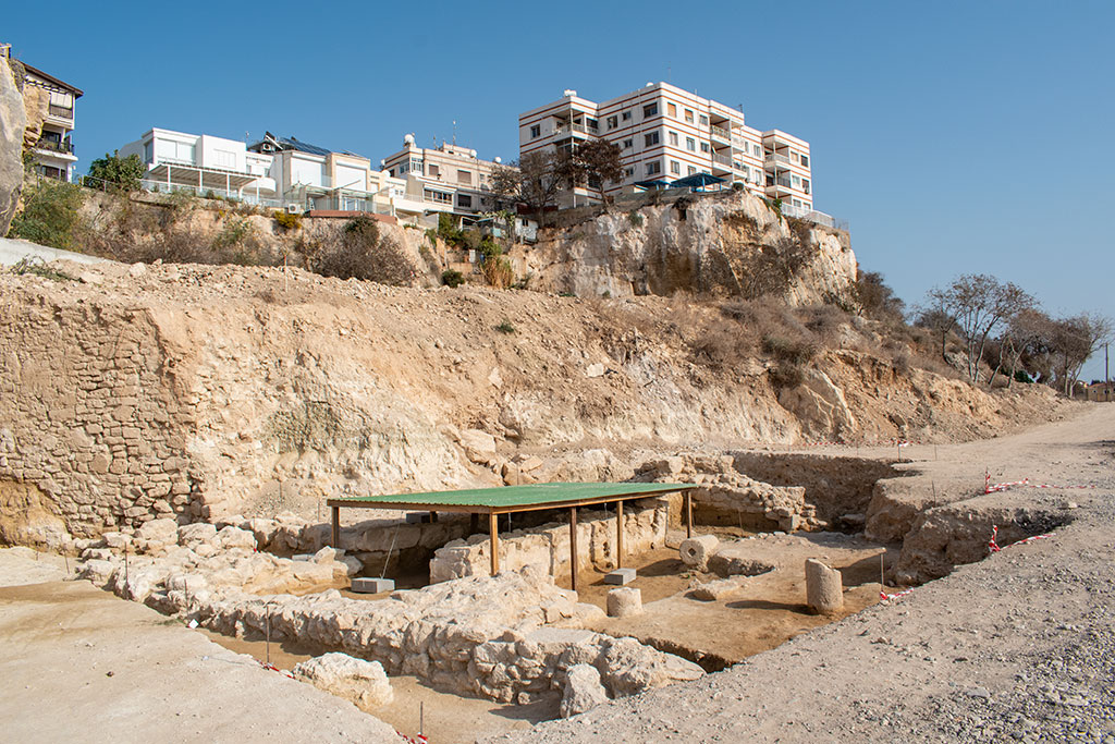 the-grey-cliffs-of-paphos-part-3_11