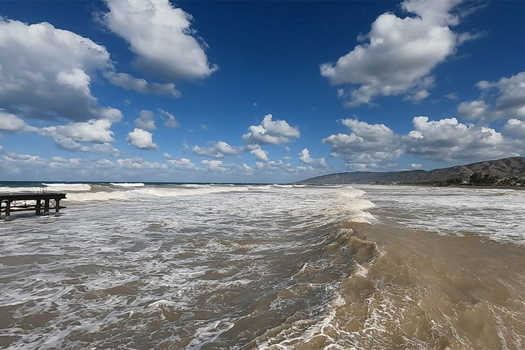 a-blustery-day-at-limni-pier_10