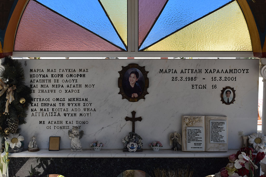 agia-marina-cemetery_11