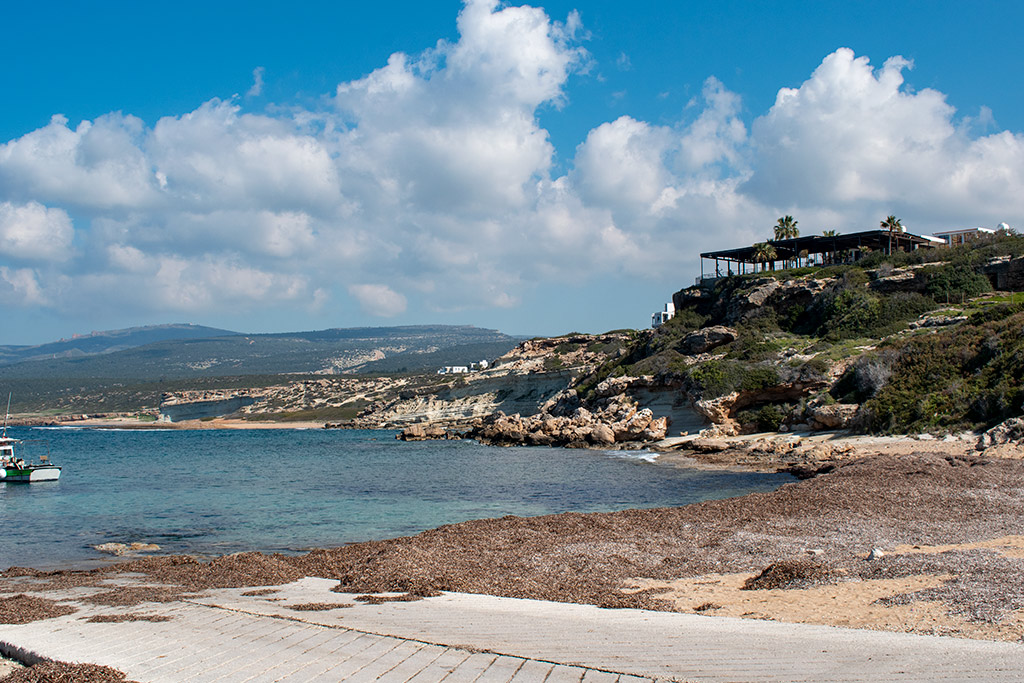 agios-georgios-harbour_19