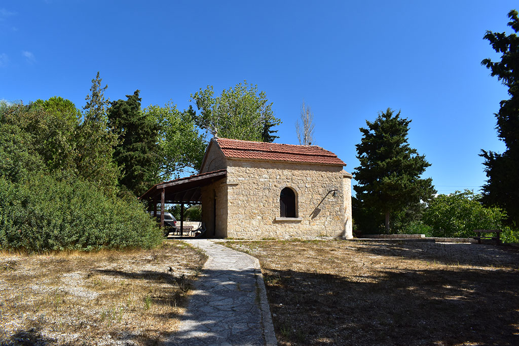 akourdaleia-cave-church_10