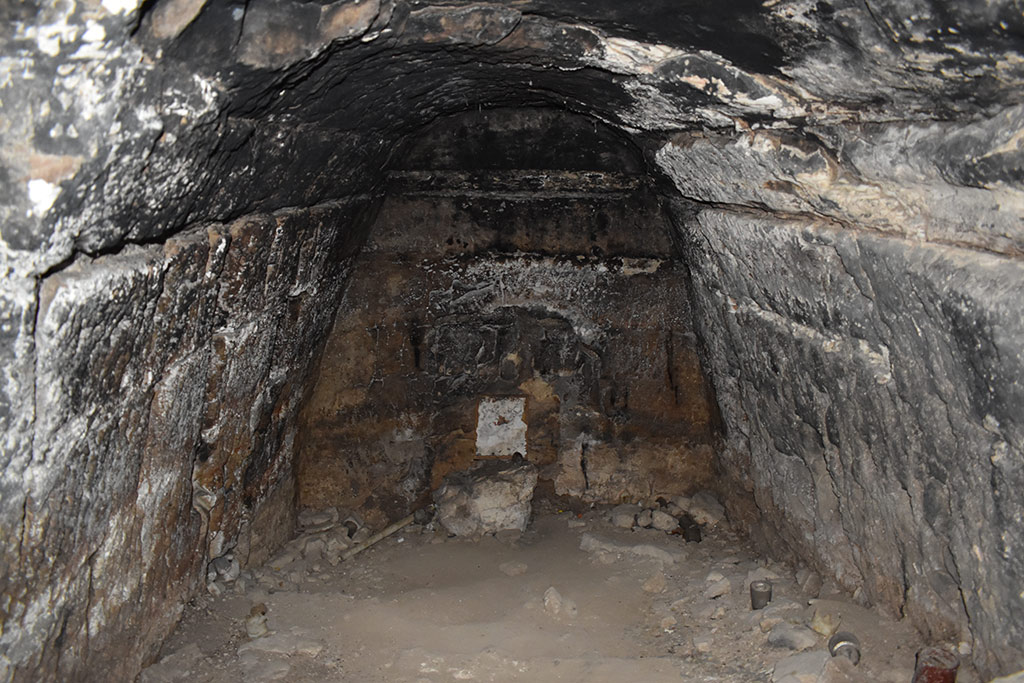 akourdaleia-cave-church_18