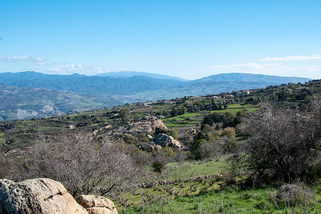 droushia-rocks-in-spring_13