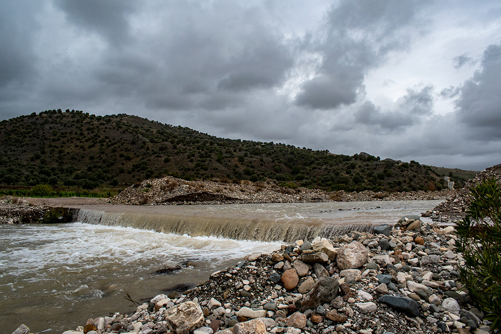 exploring-paphos-in-the-rain-part-2_04