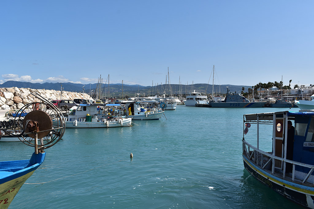 latsi-beach-and-harbour_14