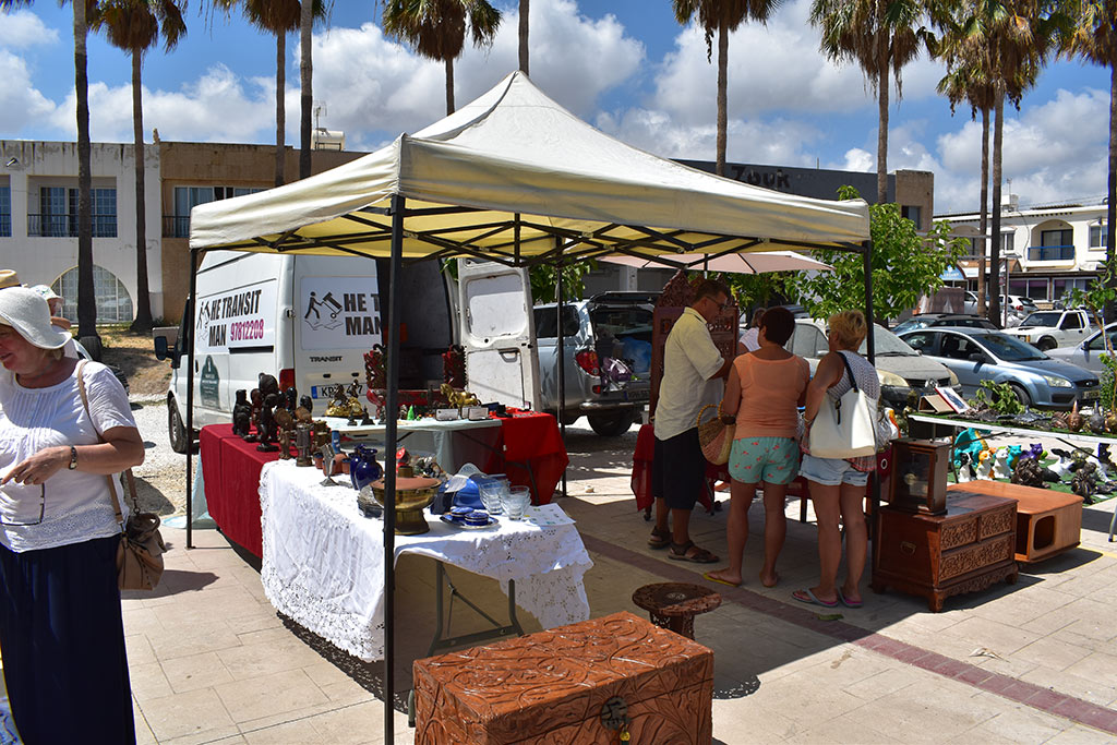 Latsi-craft-market 30 latsi-craft-market_30