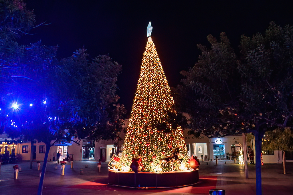 Paphos-christmas-lights-2022 05 paphos-christmas-lights-2022_05