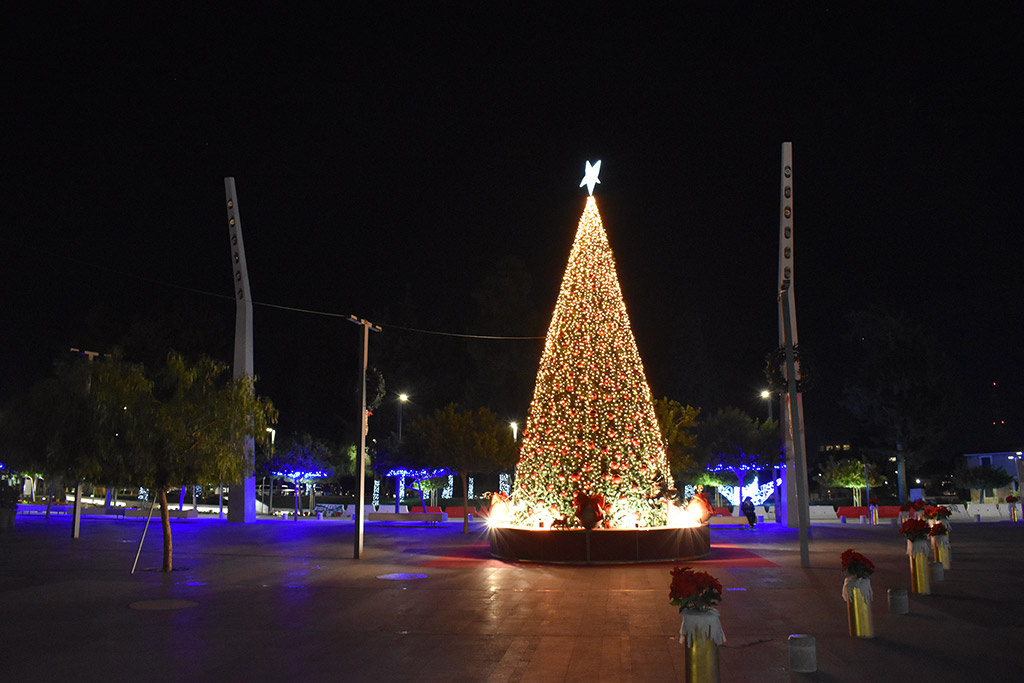 Paphos-christmas-lights-2022 11 paphos-christmas-lights-2022_11