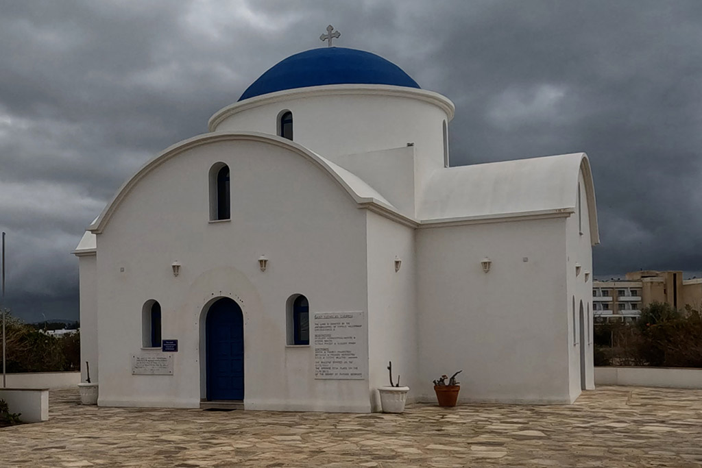 paphos-coast-walk_01