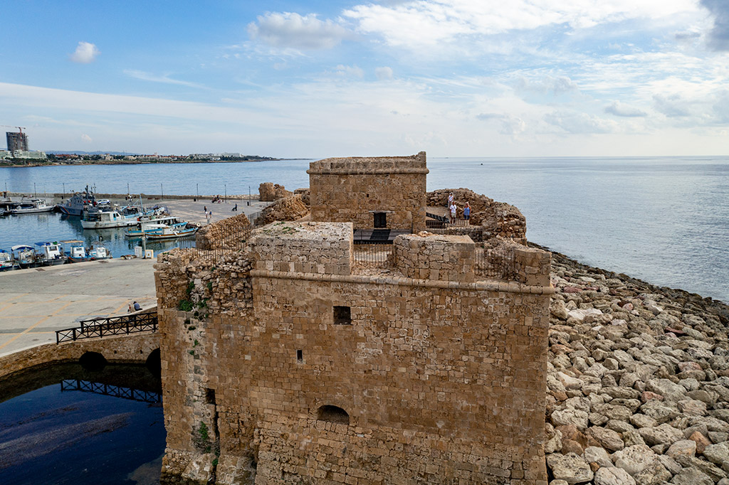 paphos-harbour-walkway-maintenance_01