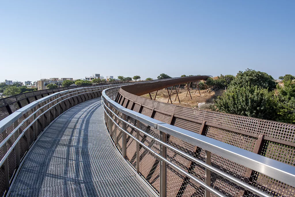 paphos-walkway-is-open_11