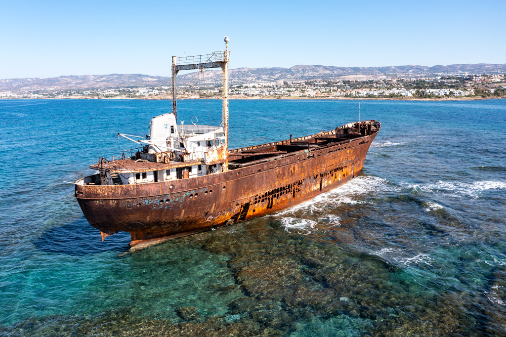 paphos-wrecks_01