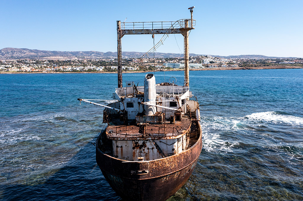 paphos-wrecks_02